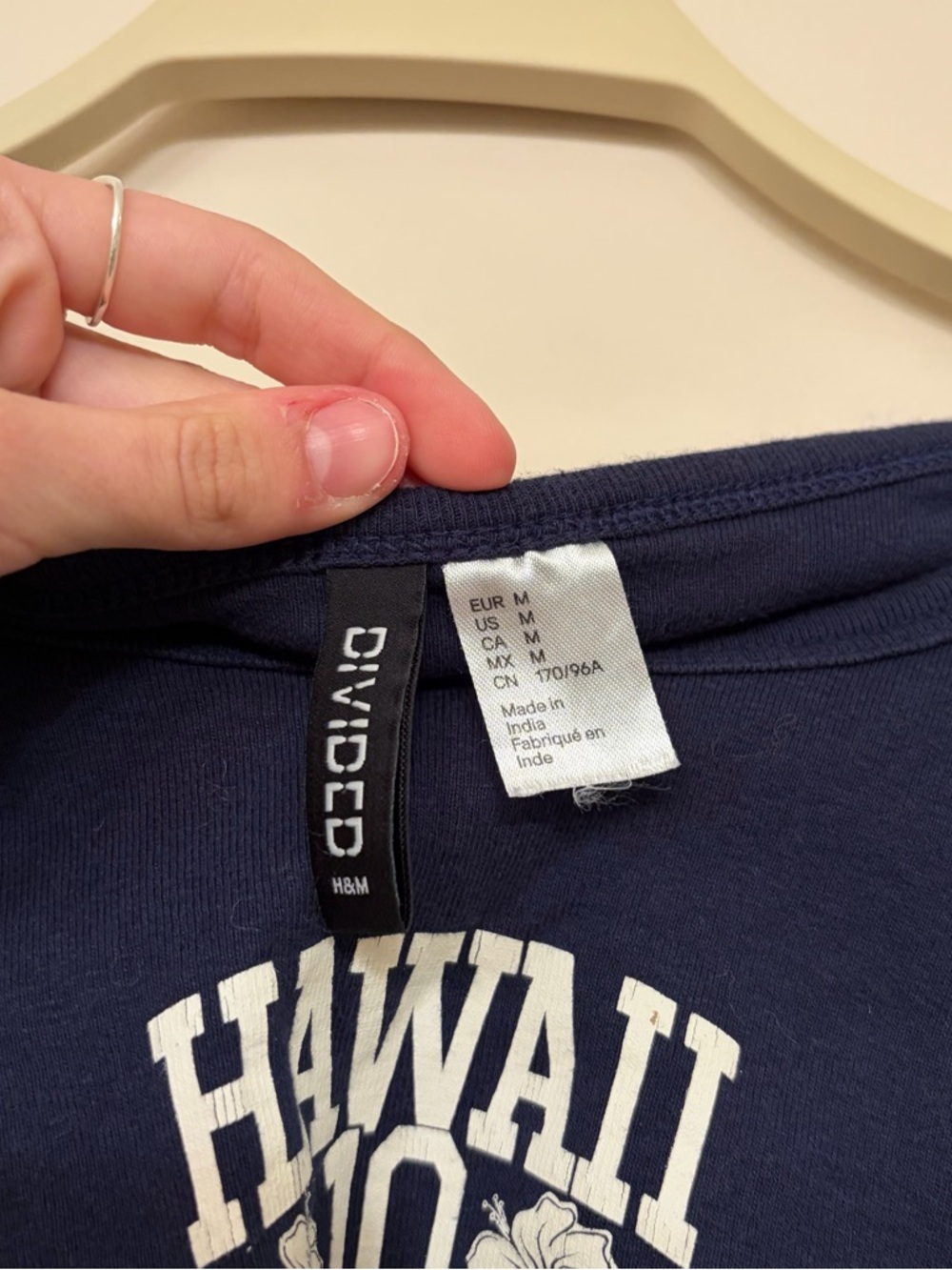 H&M Divided Blue Hawaii Crop Tank Top Women’s Size Medium - Picture 3 of 4